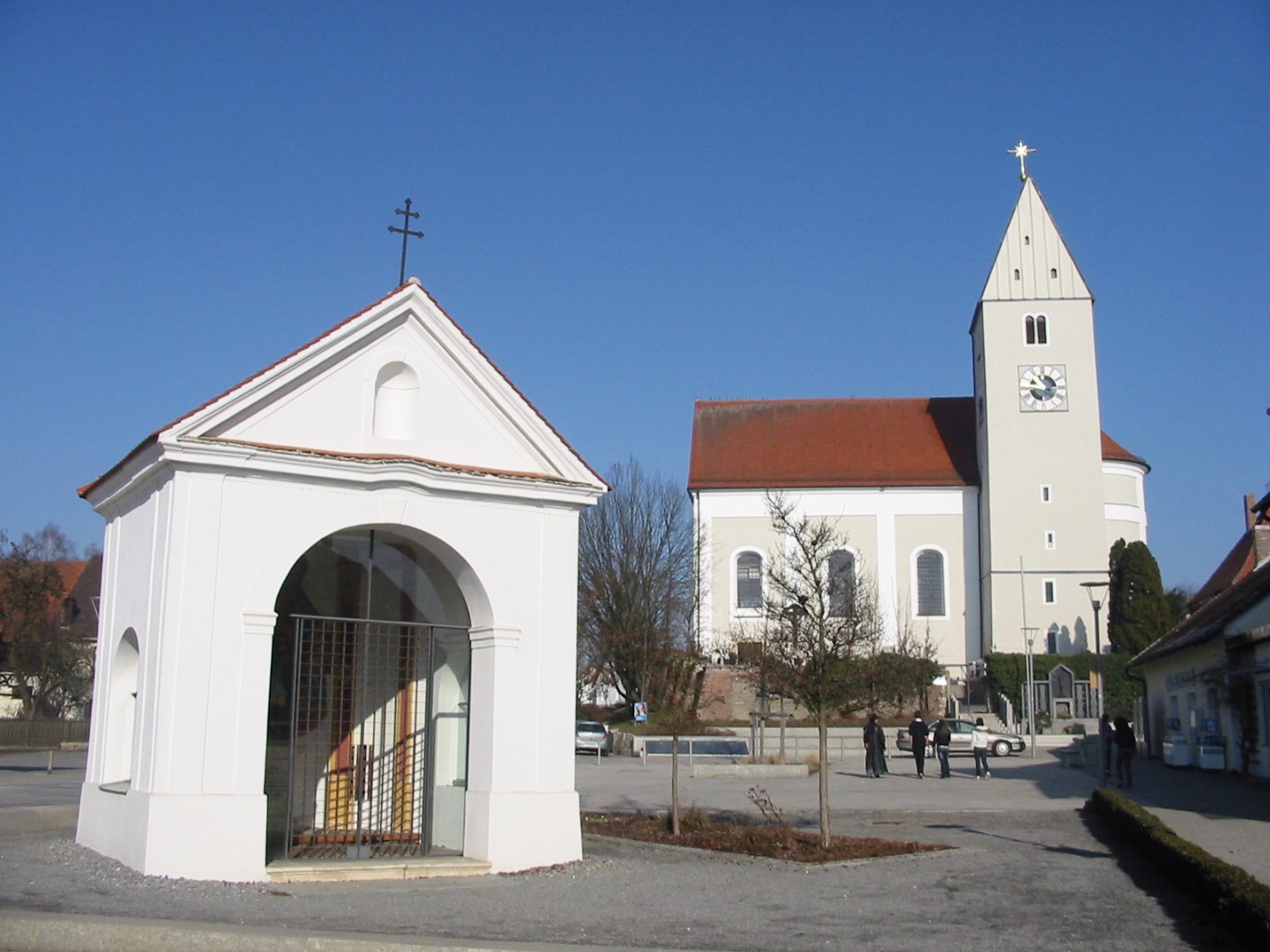 Bild Kapelle und Kirche